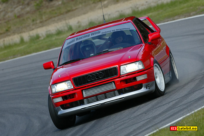 http://www.vsmotor.no/img/kunder/red-audi-06.jpg